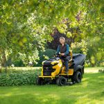 Traktor kosačica Cub Cadet XT2 QR106 - 106cm - 726 cc V-TWIN Kawasaki - Hydrostatic - sa sakupljačem - Slika 2